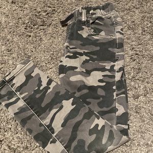 GAP boys size small regular stretch slim camo drawstring pants